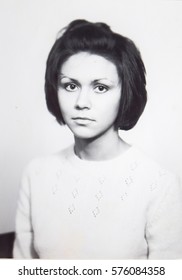 USSR, LENINGRAD - CIRCA 1987: Vintage Photo Of Pretty Young High School Girl In Leningrad, USSR