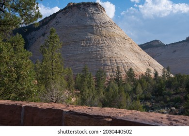 Utah Zion Checkerboard Mesa Mountain