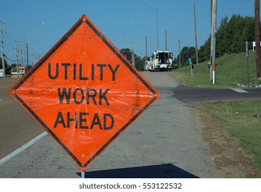 Utility Work Sign / Hazard Ahead