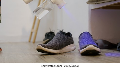 UV Light Alcohol Spray For Cleaning Pair Of Shoes