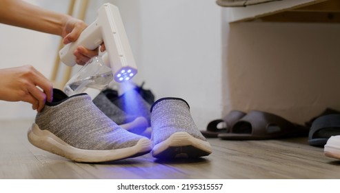 UV Light Alcohol Spray For Cleaning Pair Of Shoes