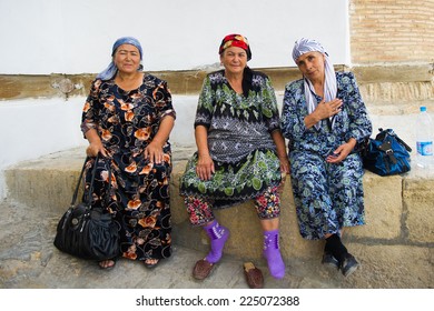 Intalnirea femeilor Uzbekistan
