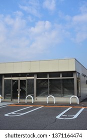 A vacant store
