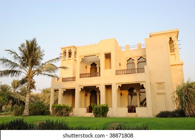 Vacation At Villa In Luxurious Hotel, Dubai, UAE