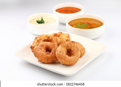 Vada / Medu Vadai With Sambar - Popular South Indian Snack