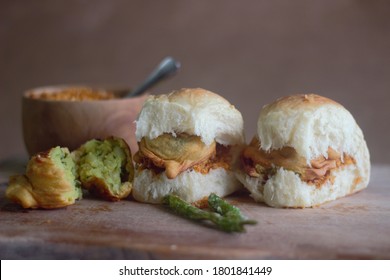 Vada Pav, Mumbai Favourite Street Food