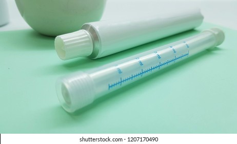 Vaginal use cream tube with applicator