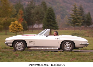 Val D'Aran, Lleida, Spain. 11/23/2007. 
Corvette Was Designed By Larry Shinoda. Its Production Began In 1963 And Ended In 1967 By Introducing A New Name, 