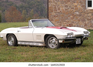 Val D'Aran, Lleida, Spain. 11/23/2007. 
Corvette Was Designed By Larry Shinoda. Its Production Began In 1963 And Ended In 1967 By Introducing A New Name, 