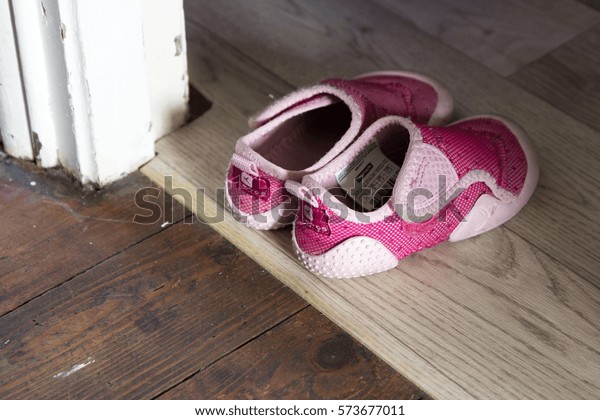 domyos baby shoes
