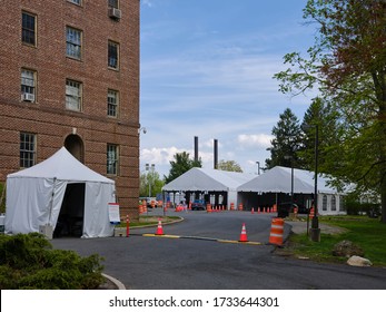 Valhalla, NY, USA - May 14, 2020: 
 Westchester Medical Center Coronavirus (Covid-19) Mobile Testing Site.