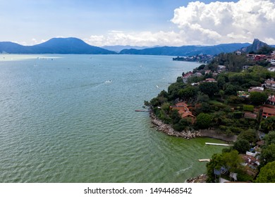 Valle De Bravo Images Stock Photos Vectors Shutterstock