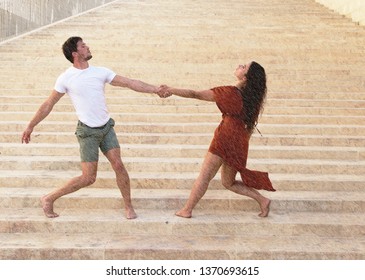 Valletta,Malta, 5 Jul 2018: Artistic And Creative Photo Of Two Street Dancers Performing In The Street Of Valletta, Malta