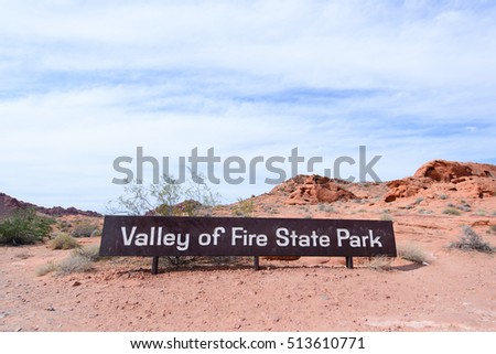 Valley of fire state park sign, Valley of fire national park in California