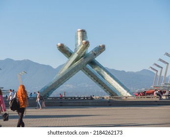 Vancouver, BC Canada - July 29, 2022: People Staying Cool While Enjoying The Summer Heatwave In Vancouver.