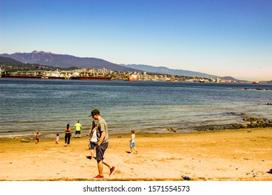 Vancouver Canada, June 18 2018: Editorial Photo Of A Beach On The Sea Walk At Stanley Park. A Nice Family Event.