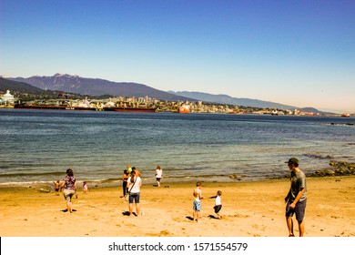 Vancouver Canada, June 18 2018: Editorial Photo Of A Beach On The Sea Walk At Stanley Park. A Nice Family Event.