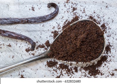 Vanilla And Vanilla Beans On A Spoon Macro.