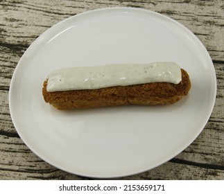 Vanilla Eclair On A Plate