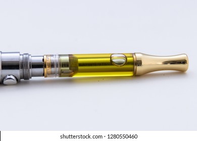 Vape Pen Isolated On White ( THC/CBD Cannabis Oil Extract)