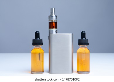 820 Electronic nicotine delivery system Images, Stock Photos & Vectors ...