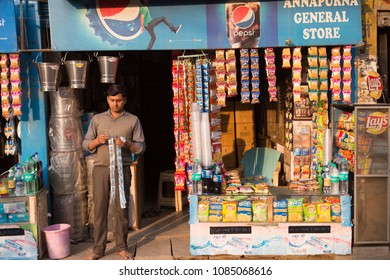 Varanasi India January 27 2018 Local Stock Photo 1085068616 | Shutterstock