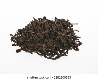 Varieties of tea. Herbal, black, green, Pu-erh, earthy tea. All this on a white background. A slide of leafy black tea, highlighted on white. Black tea, Da Hong Pao. Da hong pao oolong. 