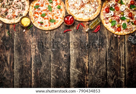 Similar – gebackene runde Pizza