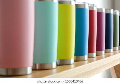 Various colors of stainless steel tumblers are used to keep cool or hot. Help reduce global warming.