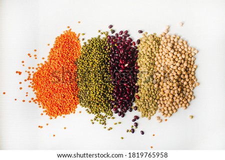 various kinds of legumes such as lentil, chickpea, mung, beans