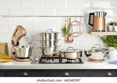 various kitchen utensils - Shutterstock ID 662445397