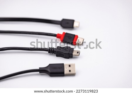 Various USB plugs and USB cables