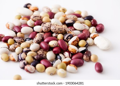 various varieties of dry beans