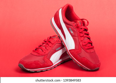 puma sport sneakers
