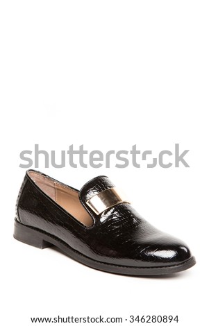 varnished shoe with buckle