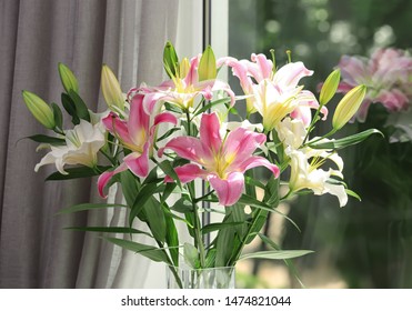 lily flowers bouquet