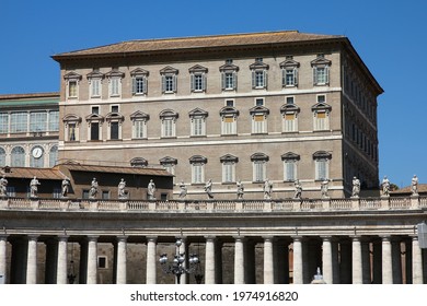 Vatican Apostolic Palace Palazzo Apostolico Building Stock Photo ...