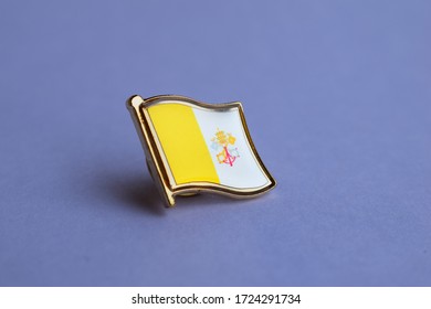 Vatican Flag Executive Lapel Pin / Brooch 
