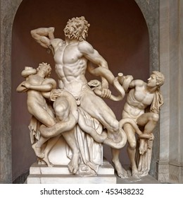 VATICAN, ROME - MAY 2, 2016: The statue of Laocoon and his sons attacked by giant serpents sent by the Gods. Placed on public display at the Vatican Museums in Rome, Italy.
