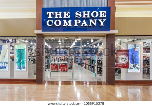 vaughan mills shoe stores