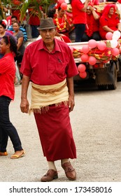 VAVAU, TONGA - NOVEMBER 17: Unidentified Man Celebrates Arrival Of Fuifui Moimoi On His Home Island On November 17, 2013 In Tonga. Fuifui Is Tonga International Representative Forward In Rugby League.