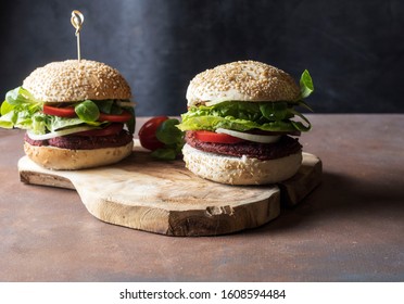 Vegan Burger With Beetroot Cutlet , Paprika Ans Salad