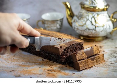 Vegan Chocolate Loaf Cake Scene