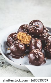 Vegan Chocolate Truffles Balls With Peanut Butter.