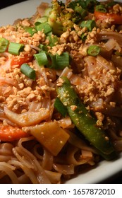 Vegan Pad Thai Close Up