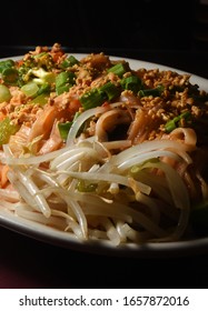 Vegan Pad Thai Vertical Display