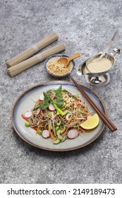 Vegan Soba Noodle Salad With Spicy Peanut Dressing