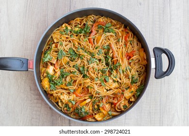 Vegan spaghetti with tofu and pepper delicious on pan from above - Shutterstock ID 298724021