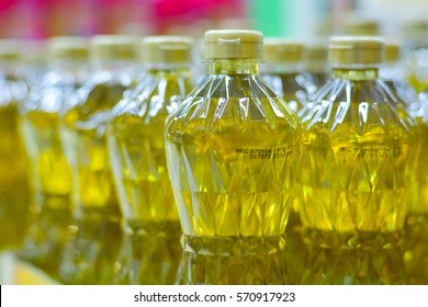 vegetable oil , stack of vegetable oil