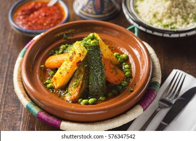 الطبخ المغربي الطحين المغربي Vegetable-tajine-rice-tomato-sauce-260nw-576347542